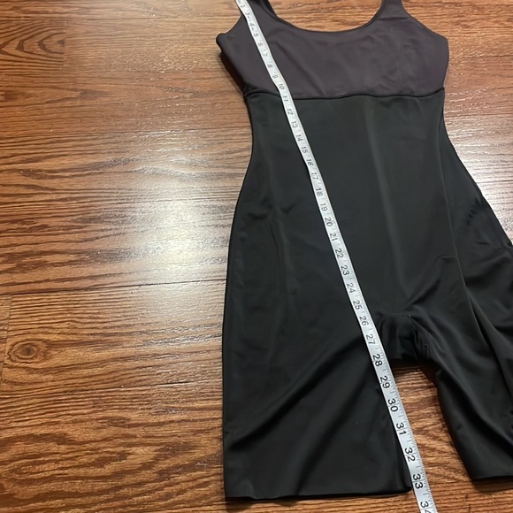 SPANX by Sara Blakey tank SHAPER BODYSUIT mid thigh BLACK Large - Picture 6 of 9